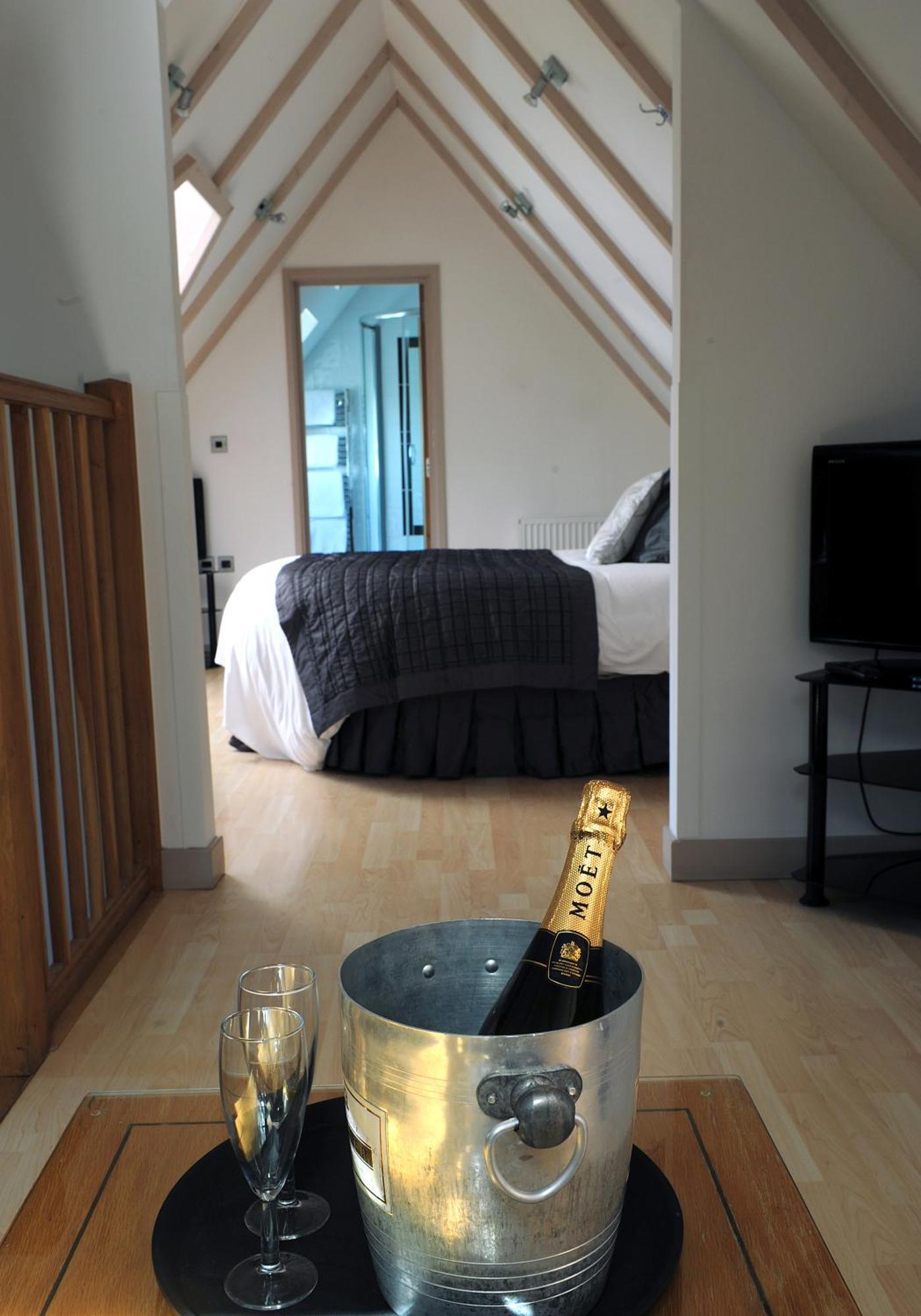 Little Silver Country Hotel Tenterden Esterno foto