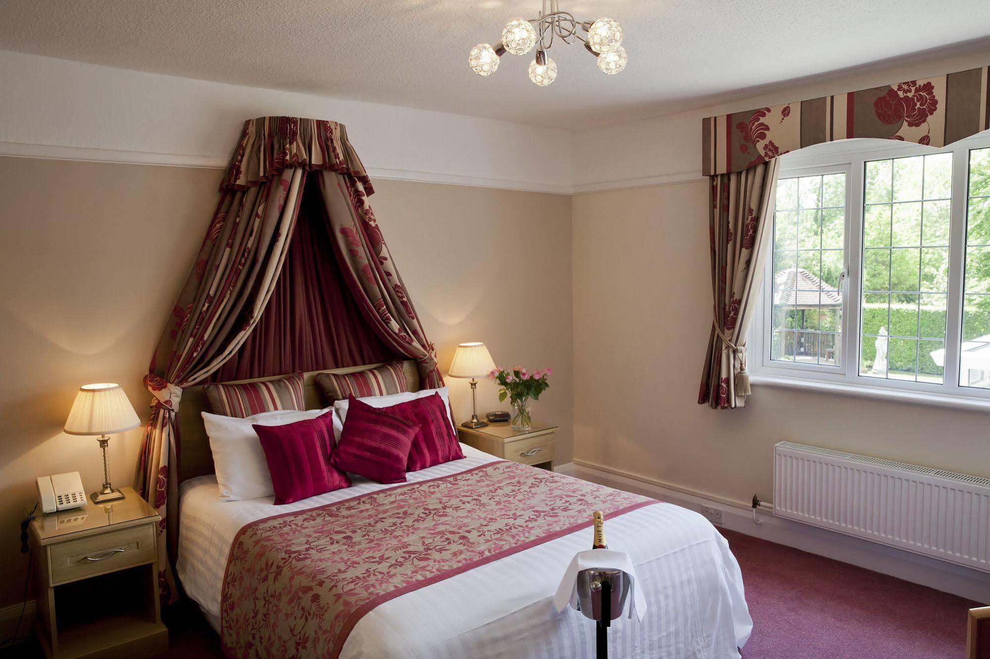 Little Silver Country Hotel Tenterden Esterno foto