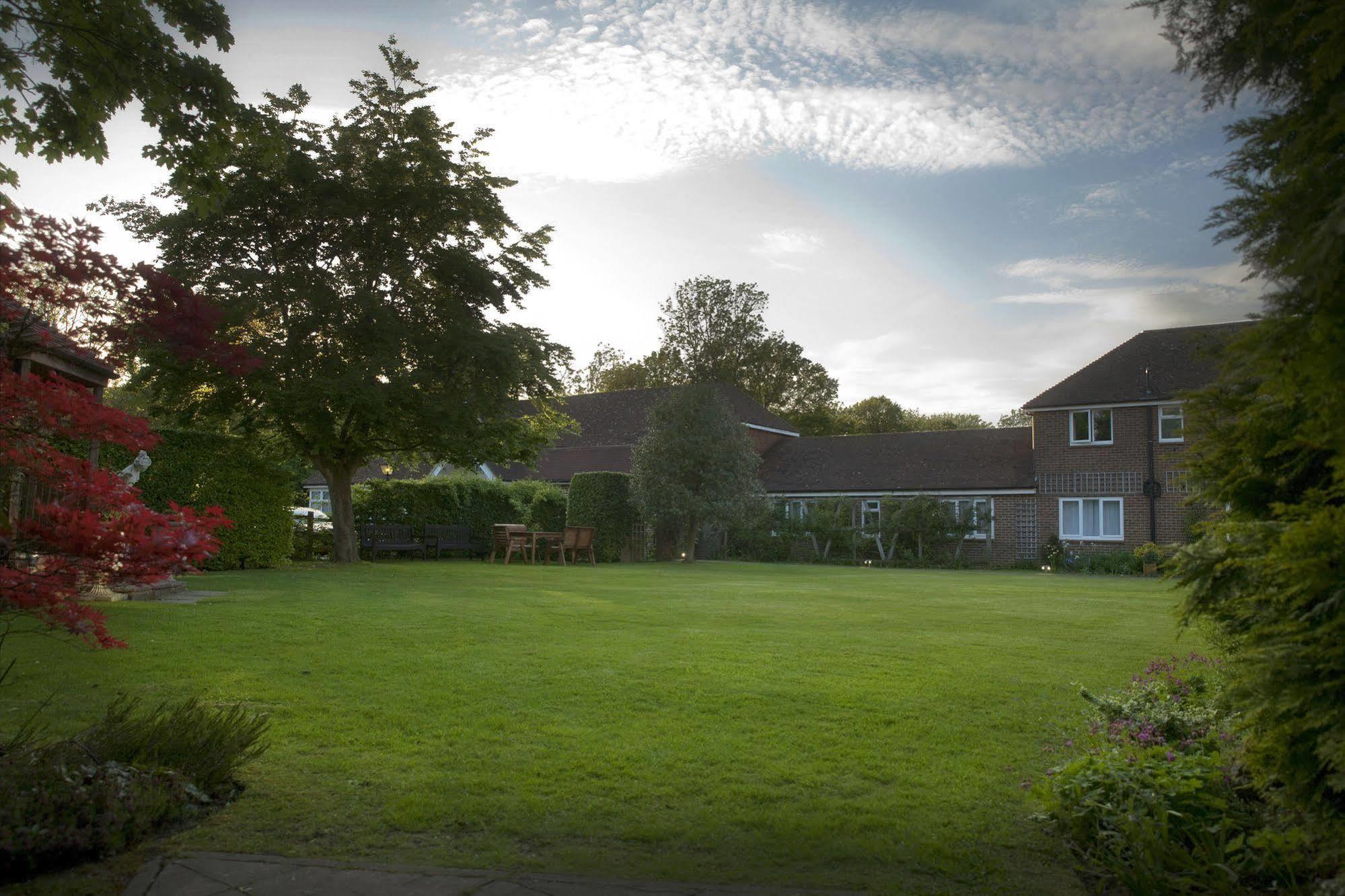 Little Silver Country Hotel Tenterden Esterno foto